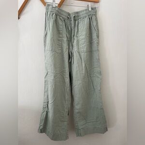 Women’s sage green linen pants, size M